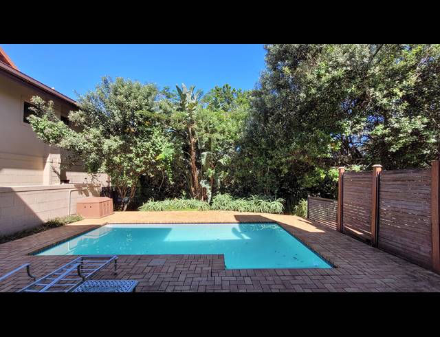 4 BEDROOM TOWNHOUSE TO LET IN ZIMBALI ESTATE
